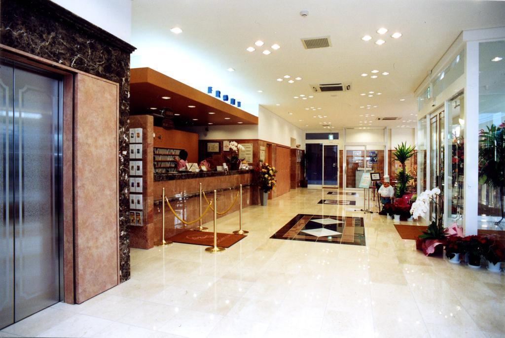 Toyoko Inn Shin-Yamaguchi-Eki Shinkansen-Guchi Екстер'єр фото