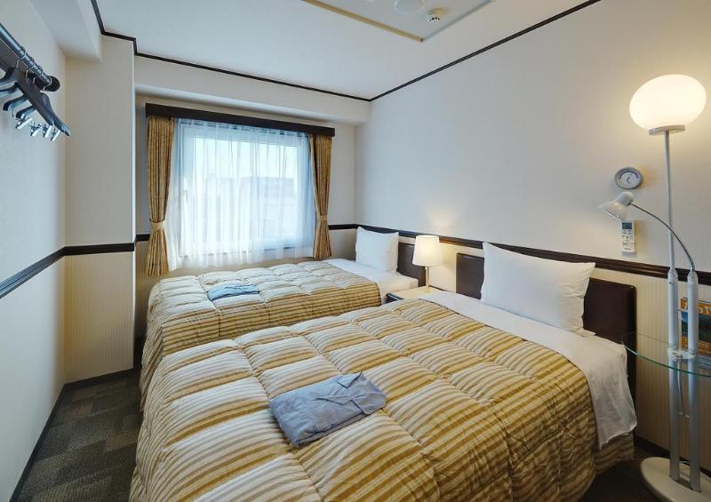 Toyoko Inn Shin-Yamaguchi-Eki Shinkansen-Guchi Екстер'єр фото